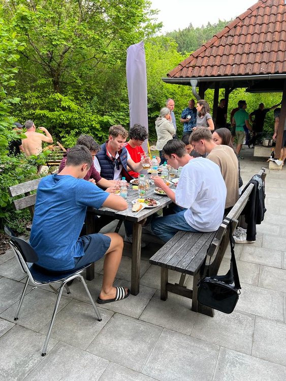 ../previews/040-PHOTO-2023-05-21-13-36-25 (3).jpg.medium.jpeg